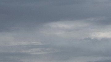 Los científicos estuvieron analizando imágenes satelitales para calcular la cantidad de roca desprendida al mar.