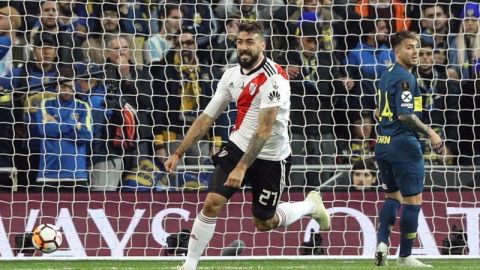 El jugador de River Lucas Pratto celebra el gol del empate contra Boca en la final de la Copa Libertadores.