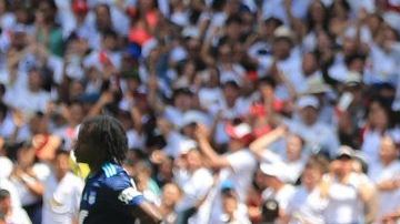 Anderson Julio de Liga de Quito celebra el gol del campeonato en el fútbol de Ecuador.