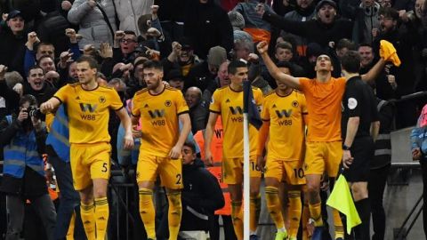 Raúl Jiménez llegó a seis goles con el Wolverhampton Wanderers