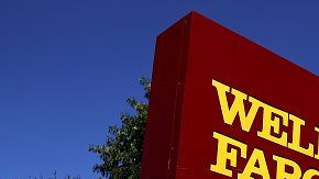 En abril las autoridades reguladoras multaron al banco con $1 mil millones