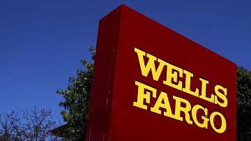 En abril las autoridades reguladoras multaron al banco con $1 mil millones