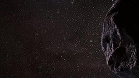 Una representación artística de New Horizons visitando Ultima Thule.