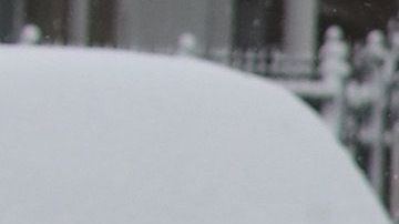 Early Winter Snowstorm Hammers Chicago Area