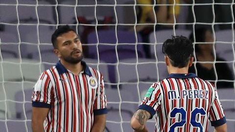 Chivas cayó 3-2 ante el Kashima Antlers y perdió la oportunidad de enfrentar al Real Madrid
