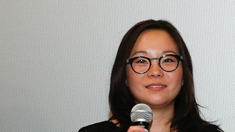 Ambas sabían que eran adoptadas, pero sus documentos de adopción decían "hija única".