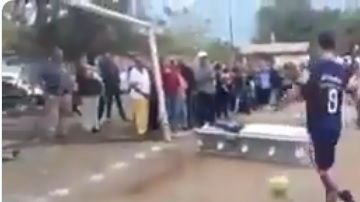 Aún fallecido, Noé Acuña hizo un gol desde su féretro