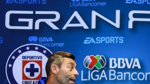 Pedro Caixinha y Miguel Herrera, técnicos del Cruz Azul y el América.