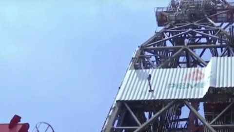 Millones de dólares en pérdidas por el robo de combustible,