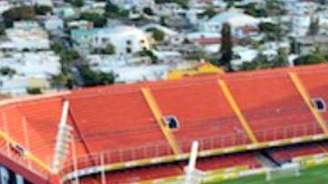 Los ladrones ingresaron a las oficinas del estadio Luis "Pirata" Fuente