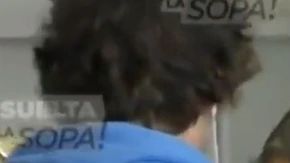 Angélica Rivera viaja como cualquier persona.