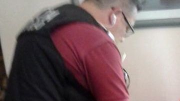 La policía allanó el domicilio del presunto agresor al autobús de Boca Juniors