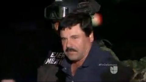 El Chapo es trasladado a un penal de Ciudad Juárez.