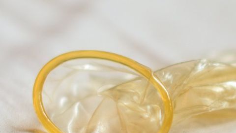 El “stealthing” es el acto de retirar el preservativo sin el consentimiento de la pareja sexual.