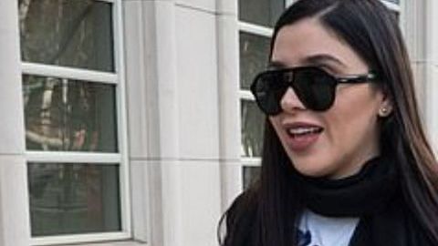 No es la primera vez que los lujos de Coronel destacan en notas periodísticas.