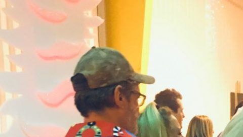 Lee Schoenherr y sus empleados.