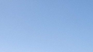 El 25 de  noviembre, la Patrulla Fronteriza lanzó gases a un grupo de inmigrantes que intentó cruzar la frontera.