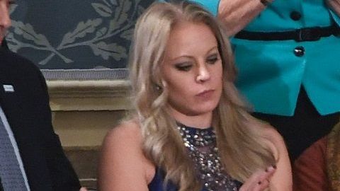 Evelyn Rodríguez y su esposo Freddy Cuevas acudieron al Congreso a invitación del presidente Trump.