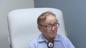 Jack Beteil tiene 95 años y más vidas que un gato