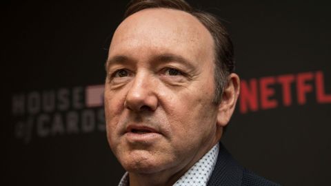 Spacey publicó este lunes un video críptico en el estilo de Frank Underwood, su personaje de House of Cards.