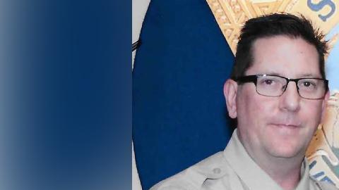 Ron Helus estaba a punto de jubilarse del Departamento del Sheriff del condado de Ventura.