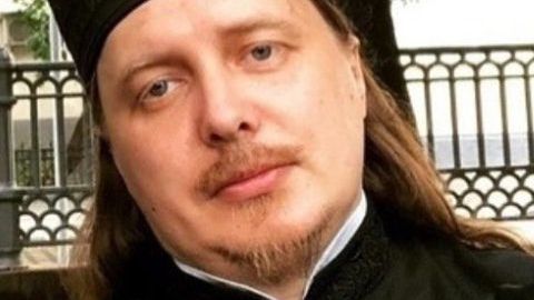 La  diócesis de Tver, que tachó las fotos de "mal gusto",