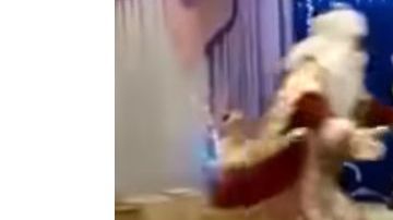 Santa Claus colapsó en pleno espectáculo.