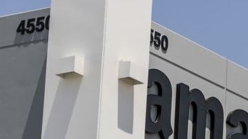 Amazon de nueva cuenta en el ojo del huracán por la falta de seguridad para sus empleados.