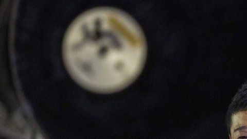 Yusaku Maezawa tiene un imperio de la moda en Japón.