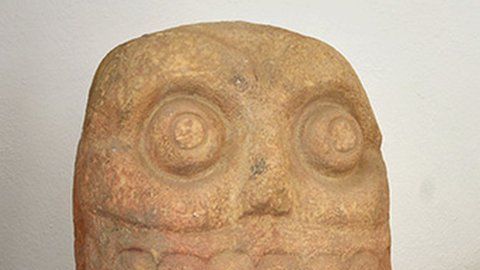 Las esculturas se descubrieron en ruinas de la era preazteca.