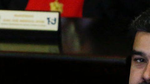 Maduro dijo que su país enfrenta un intento de "golpe de Estado" desde Estados Unidos.