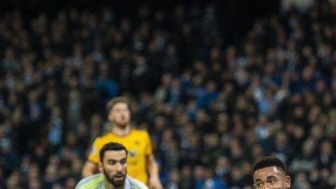 El brasileño Gabriel Jesús del Manchester City le anotó doblete al Wolverhampton.
