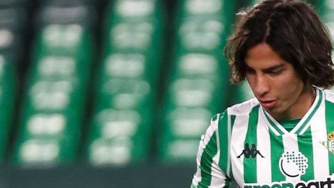El jugador mexicano Diego Laínez debutó con triunfo en el Real Betis,de España.