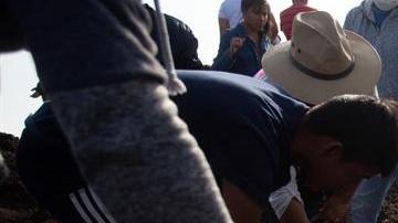 Siguen recuperando restos tras la explosión en Tlahuelilpan.
