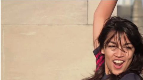 Alexandria Ocasio-Cortez cuando era una universitaria en Boston