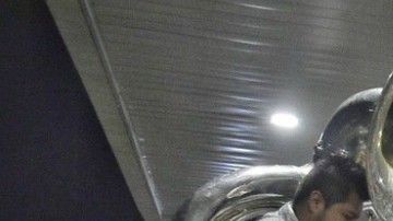 Banda de Música llega a gasolinería.