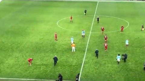 Benjamin Mendy fue perseguido por dos elementos de seguridad que lo confundieron con un intruso