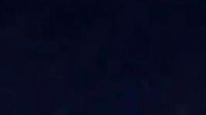 Una colisión entre dos autos provocó una gran explosión con, al menos, dos heridos.