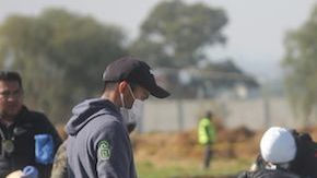 Forenses trabajan en la zona de la explosión en el estado de Hidalgo.