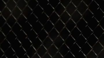 Khabib Nurmagomedov y Conor McGregor durante su pelea en UFC 229.