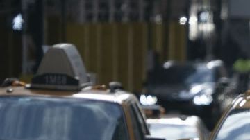 Los trabajadores hicieron frente al frío.