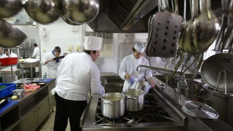 Se entabló una demanda en contra del dueño del reconocido restaurante