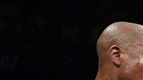 Manny Pacquiao y Floyd Mayweather tuvieron un repentino encuentro en el Staples Center de Los Angeles