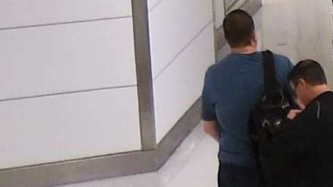 Los agentes de TSA garantizan la seguridad en los vuelos.