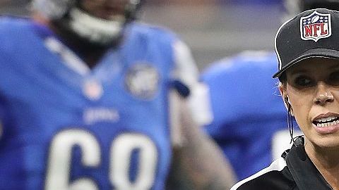 Sarah Thomas es la primera oficial mujer que estará presente en los playoffs de la NFL