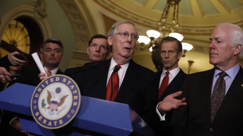 El líder de la mayoría republicana en el Senado, Mitch McConnell.