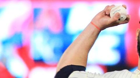 El pitcher Dillon Gee le puso fin a su carrera a los 32 años