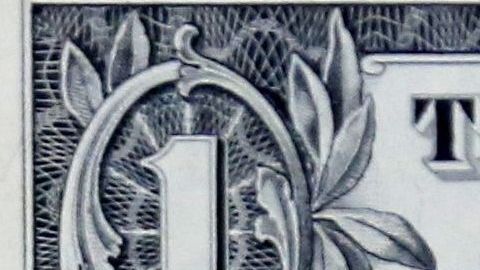 El dólar baja en México.