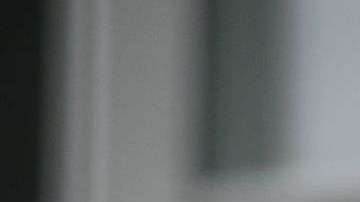 Emma Coronel Aispuro, esposa de "El Chapo", y el abogado Eduardo Balarezo (izquierda).