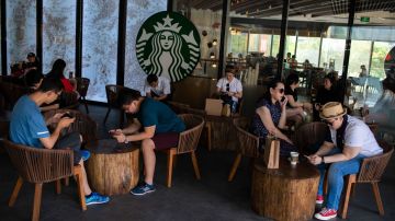 Sturbucks comenzó su proyecto de entrega a domicilio en China en agosto de 2018, donde actualmente lo ofrece en 2.000 cafeterías de 30 ciudades.